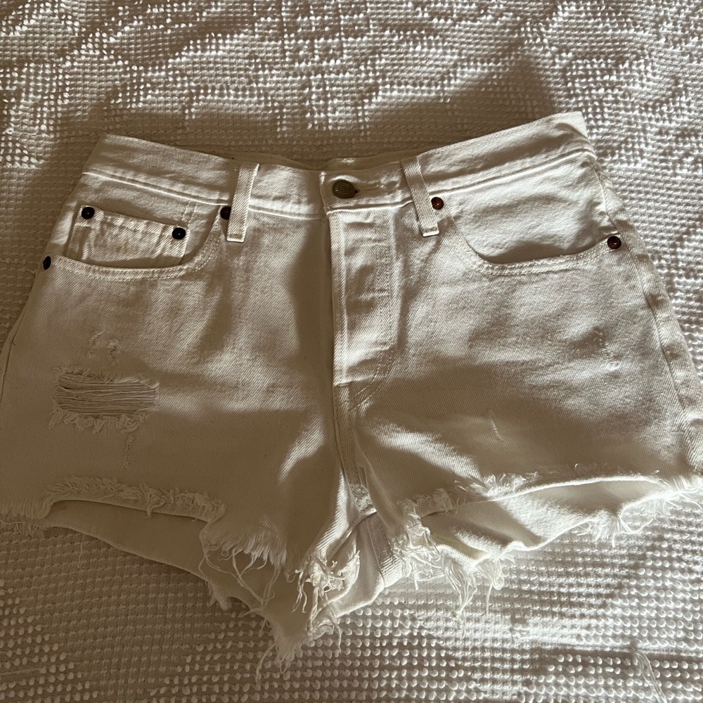 Levi's Classic White Jean Shorts Size 27